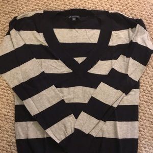 Perfect fall basic! Macy and grey stripe sweater